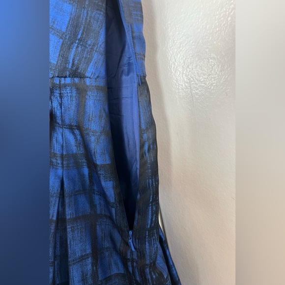 Anne Klein Blue A-Lined Dress - Picture 4 of 11